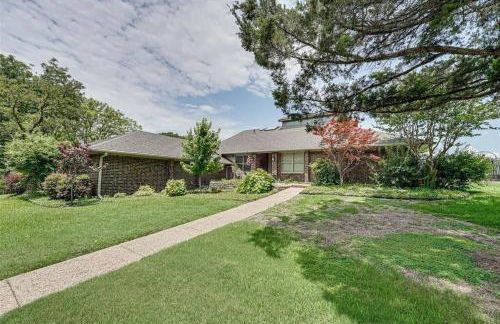 Quite Executive Home in Prestigious Neighborhood - Foto 13