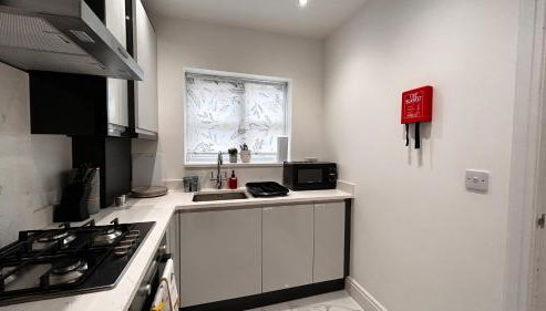 Newbuild, 3 Bedroom house with free parking - Foto 2, minibar