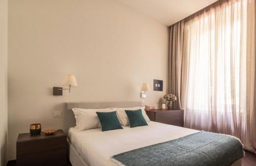 Sant'Ambrogio Luxury Apartment R&R - Photo 22