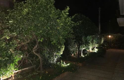 Holiday & House - Imparato Carini Costa Verde - Appartamento con giardino privato - porzione di Villa residenziale a pochi passi dal mare - Foto 14