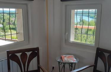 Gîte Les 2 Ponts, studio superbe vue sur la Dordogne - Foto 7