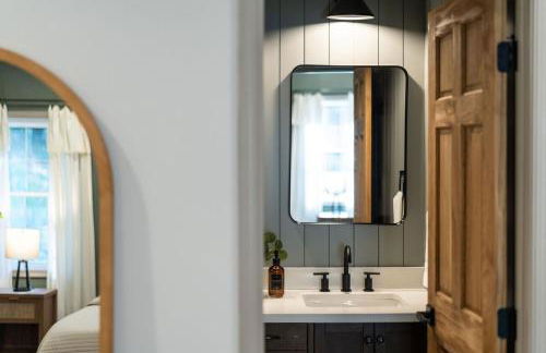 5 King Beds - Sleeps 18 - Game Room - Brew Trail - Foto 49