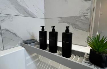 The perfect place 3 Bedroom house with garden and parking - Foto 15