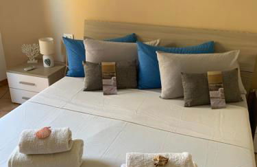 La Marina Apartment with Pool - Foto 26