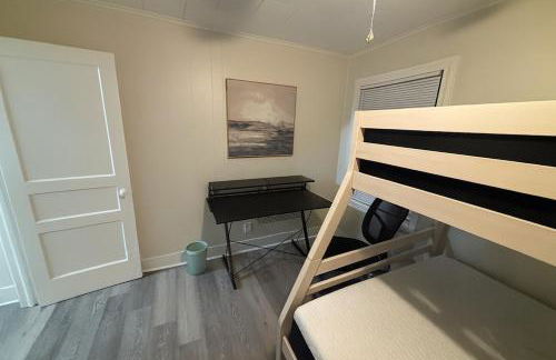 Close-to-Everything Midtown Cottage - Foto 39