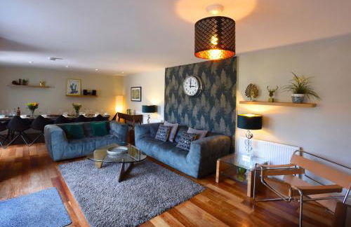 The Ultimate Group Complex, Hens & Celebrations at The Old Fire Station Canterbury, 3 Homes - Foto 29