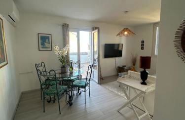 Centre Carcassonne apartment with private sunny terrace - Foto 19