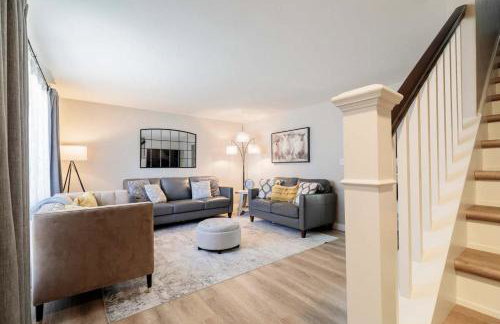 4BR 2BA Dog Friendly 3 Kings Walk to Lambeau - Foto 10