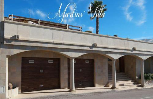 Martin 's Villa. House on the beach with pool - Foto 7