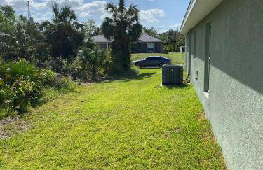 Gone Coastal! Large Heated pool home 30 min from beaches! - Foto 66