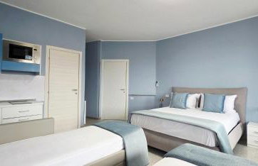 DANIEL SUPERIOR APARTMENTS - Tropea City Center - 250m from the Train Station - Foto 42