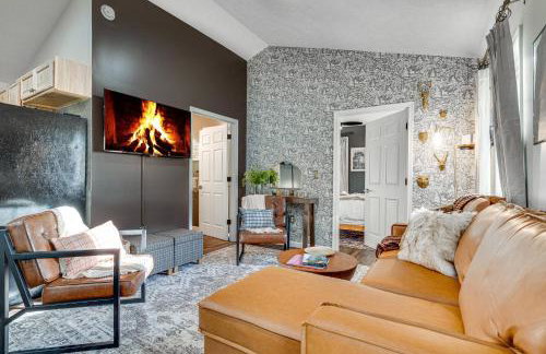 NEW! Shenandoah family & dog friendly cabin - 5 min walk river with private river access, BBQ, playground, fire pit - Foto 3