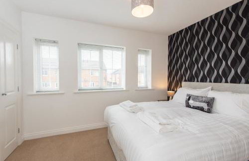 Park View - Stunning 2 bedroom house, both en-suite, 2 parking - Foto 18