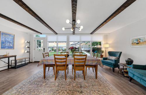 Northside FAMLYNEST Lincoln Sq 4BR 2BA 2P Rare find - Photo 3