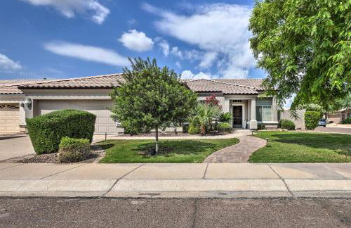 Hot Tub and Fire Pit Phoenix Oasis Near Hiking! - Foto 34