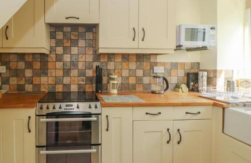 Wedgewood Cottage - Photo 9