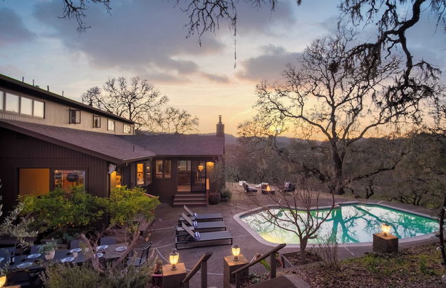 Gable by Avantstay Beautiful 3.5 Acre Oasis w/ Gorgeous Views, Pool & Hot Tub - Foto 37