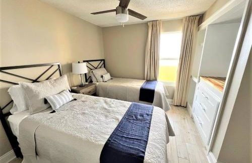 Beachfront Retreat- "The Getaway" - Foto 11