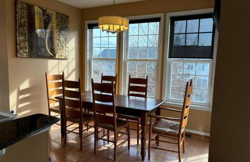 Maple Lawn Gem -sunny townhouse 3 bedrooms - Foto 46