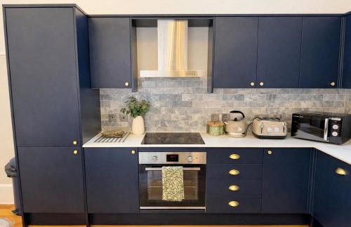 The Old Borough Library - Staffordshire - Photo 35