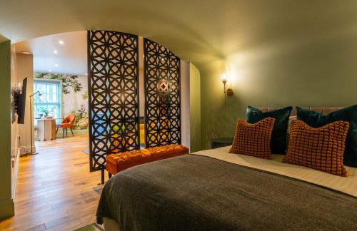 Commandery Vaults - Luxury Apartment in City Centre with SKY TV - Foto 94