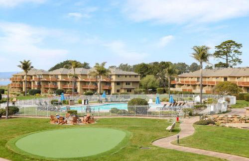 South Bluff Beauty Ocean Views Galore 2 Bedroom - Photo 19