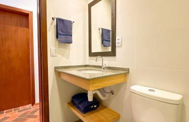 Apto estilo casa em condomínio com piscina na beira da praia - Foto 16