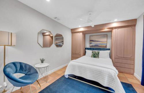 Heated pool Quiet Neighborhood Family Vacation Escape Key - Foto 25