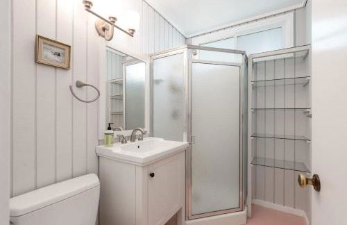 Mid-Century Modern Home in Daly City - Photo 9