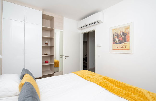 Elisabeth Downtown Apartments by FirstHost - Photo 24