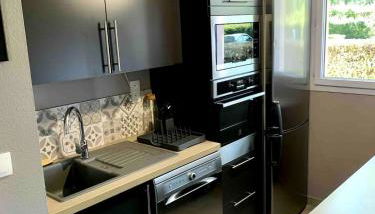 Charmant T3 avec jardin et piscine - Foto 2