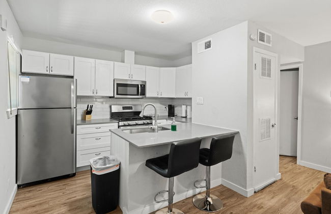 Stylish 1BR Near UT Highland Evonify - Foto 26