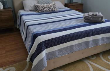 Entire Saratoga Springs Rental House For You! Walk to Racecourse and Close to Downtown and SPAC!! - Foto 2