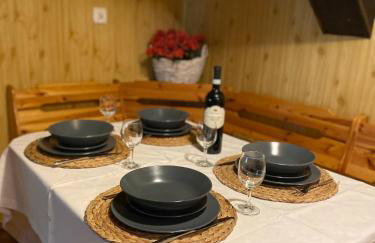 Apartament w XIX-wiecznym Spichlerzu nad Jeziorem z dostępem do parku i widokiem na Dworek Modrzewiowy z 1823 roku - Foto 33