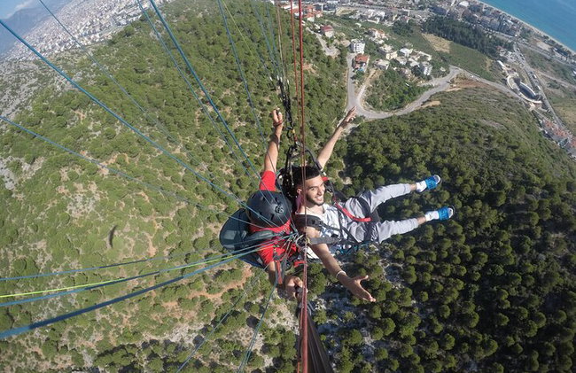 Aventura en parapente en tándem – ¡Vuela sobre las nubes! - Foto 17