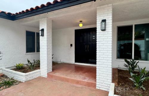 Bella Vista Spacious 5-bed home with stunning mountain views and pool - Foto 43