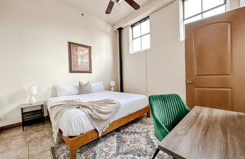 Sleepover 2BD 1BA Condos Downtown Springfield - Foto 51