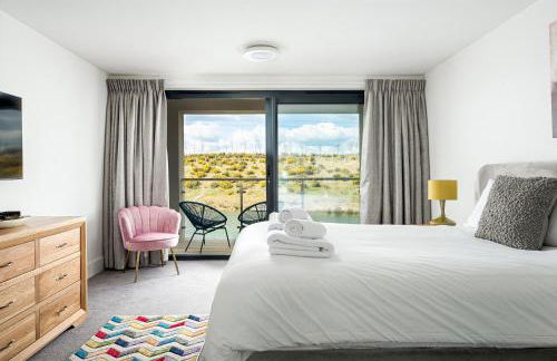 Lakeside property with spa access on a nature reserve Overton Island 11 OI11 - Photo 12