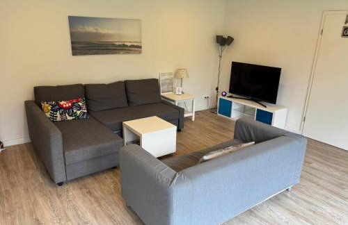 Großes ruhiges Haus 125 qm bei Hamburg - Familien, Gruppen & Business, 100 MBit Glasfaser-WLAN, Kamin, Garten 760qm - Foto 8