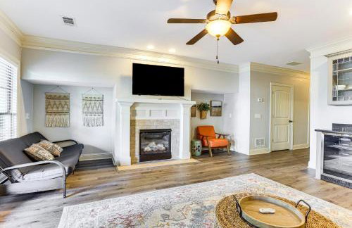 Private Patio, Decks Waterfront Eatonton Townhome - Foto 23