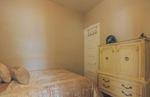 Comfy One Bed Apartment in Forest Park - Foto 11