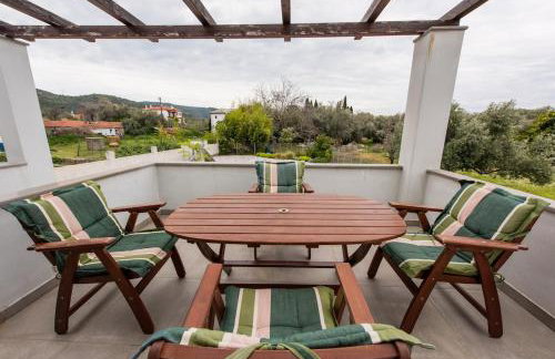 The Olive Home - Photo 32