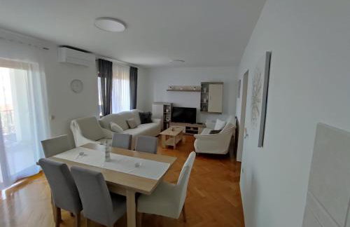 House Silva - Photo 13