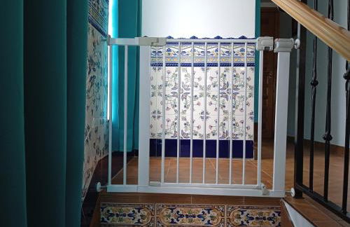 Habitaciones en planta superior independiente con piscina - barbacoa - Foto 23