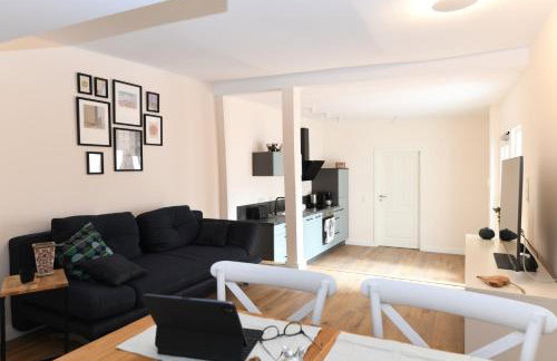 Ferienwohnung Heppenheim mit Hund- Wohnung "Festspiele" im historischen Fachwerkhaus- das schiefe Haus - Foto 3