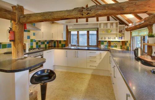 DADIO's Barn - Indoor Swimming Pool 400 Years Old & Hot tub - Foto 6