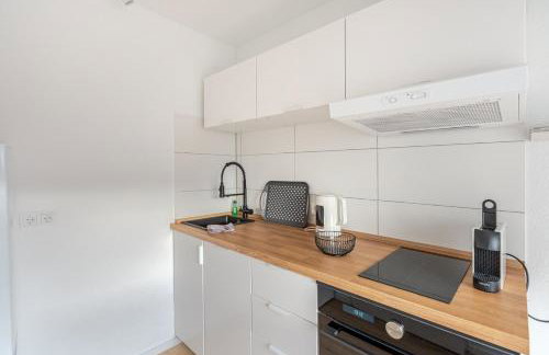 Zentrales City Apartment EDEN - 1 Min zum HBF - Ideal für Trips nach Köln, Düsseldorf, Wuppertal, Messe - Balkon, Küche, 2 Zimmer, Renoviert 2025 - Foto 21