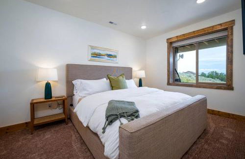 Blackbeary Cabin Bear Lake Views Hot Tub Occ 21 - Foto 30