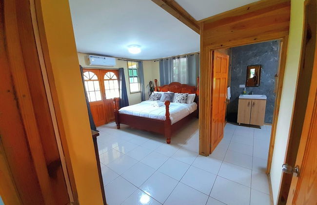 Pinard's Mountain Resort - Cottage 10 - Photo 5