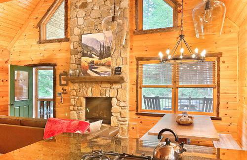 Adirondack Mountain Cabin with Hot Tub, Near Whiteface, Lake Placid, Fire Pit, Game Rm - Foto 11